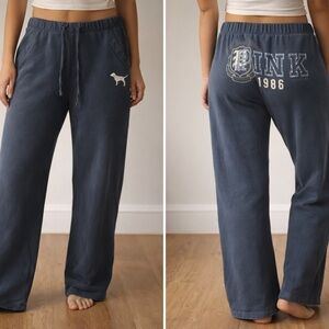 Vintage PINK “1986” Booty Logo Sweatpants – Medium (c. 2007)